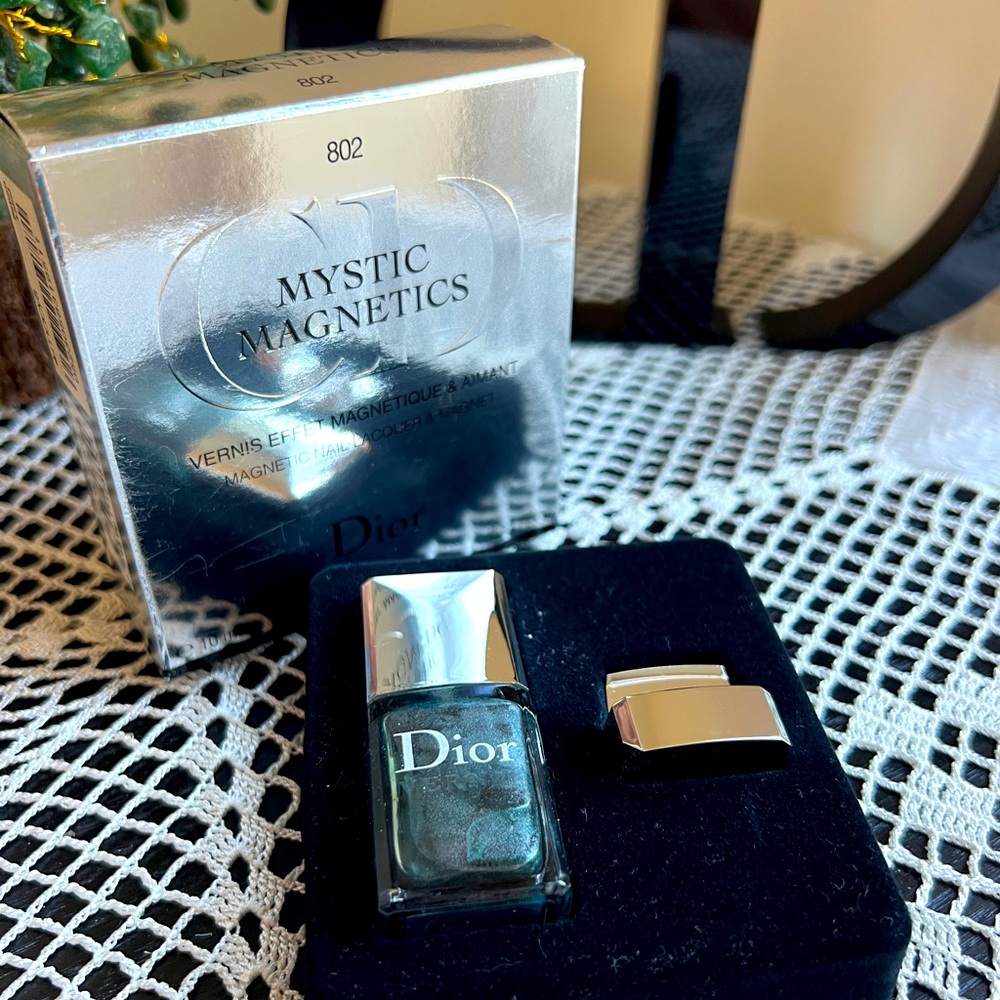 Dior LIMITED EDITION Mystic Magnetics Vernis